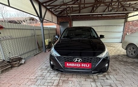 Hyundai Solaris II рестайлинг, 2021 год, 1 720 000 рублей, 9 фотография