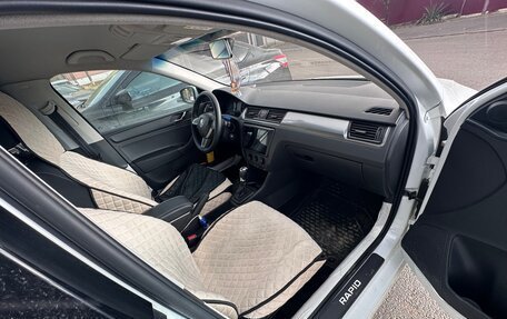 Skoda Rapid I, 2014 год, 930 000 рублей, 3 фотография