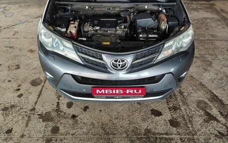 Toyota RAV4, 2014 год, 1 880 000 рублей, 17 фотография