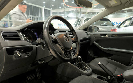 Volkswagen Jetta VI, 2018 год, 1 250 000 рублей, 16 фотография