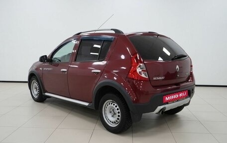 Renault Sandero I, 2012 год, 685 000 рублей, 2 фотография