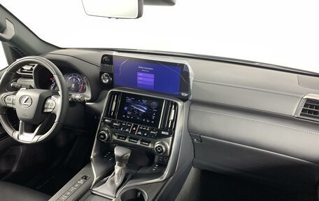 Lexus LX, 2024 год, 21 450 000 рублей, 11 фотография