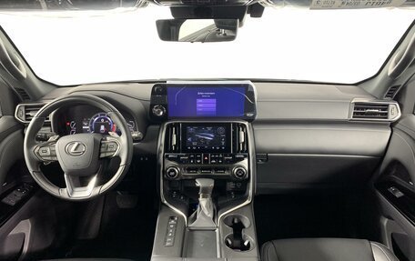 Lexus LX, 2024 год, 21 450 000 рублей, 14 фотография