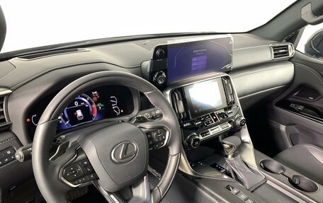 Lexus LX, 2024 год, 21 450 000 рублей, 21 фотография