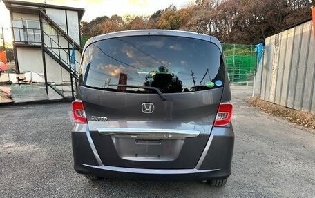 Honda Freed I, 2012 год, 935 000 рублей, 4 фотография