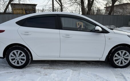 Hyundai Solaris II рестайлинг, 2021 год, 1 430 000 рублей, 8 фотография