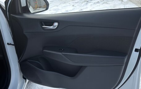 Hyundai Solaris II рестайлинг, 2021 год, 1 430 000 рублей, 12 фотография