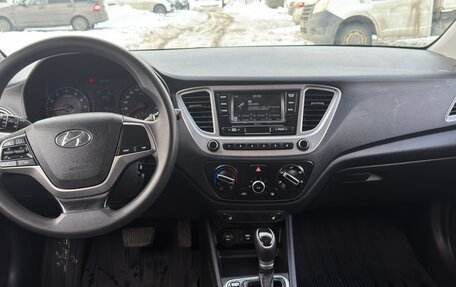 Hyundai Solaris II рестайлинг, 2021 год, 1 430 000 рублей, 18 фотография