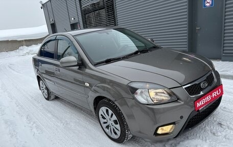 KIA Rio II, 2011 год, 615 000 рублей, 6 фотография