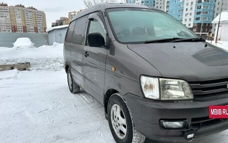 Toyota Town Ace III, 1997 год, 400 000 рублей, 2 фотография