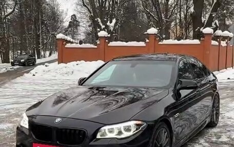 BMW 5 серия, 2013 год, 1 850 000 рублей, 2 фотография