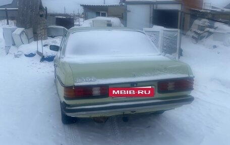 Mercedes-Benz E-Класс, 1992 год, 120 000 рублей, 3 фотография