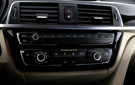 BMW 3 серия, 2018 год, 2 275 000 рублей, 22 фотография