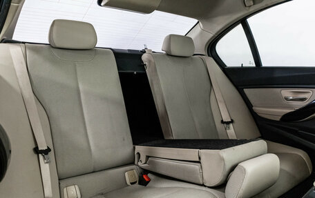 BMW 3 серия, 2018 год, 2 275 000 рублей, 27 фотография