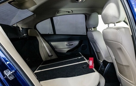 BMW 3 серия, 2018 год, 2 275 000 рублей, 30 фотография