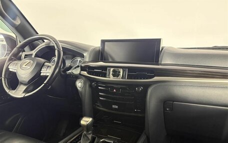 Lexus LX III, 2020 год, 9 370 000 рублей, 10 фотография