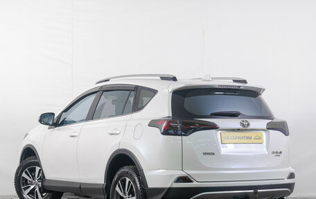 Toyota RAV4, 2016 год, 1 999 000 рублей, 5 фотография