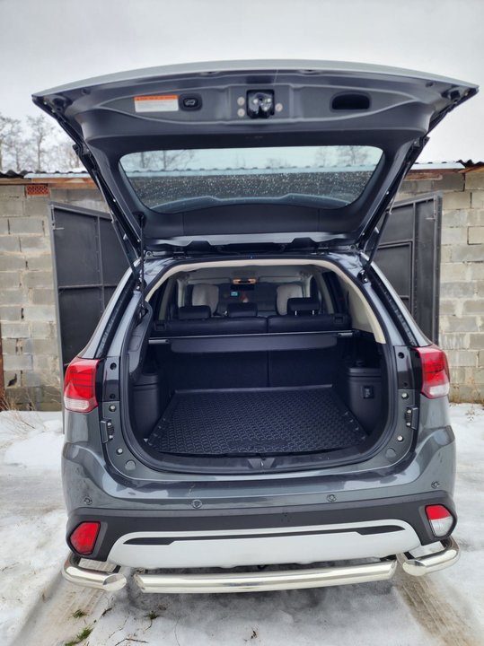 Mitsubishi Outlander III рестайлинг 3, 2021 год, 3 350 000 рублей, 6 фотография