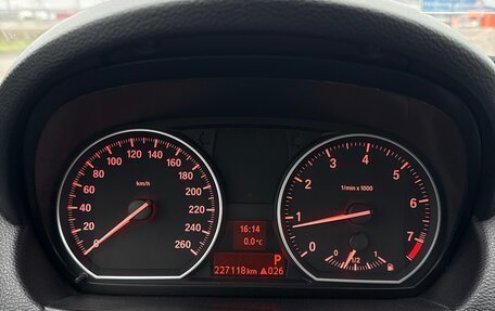 BMW 1 серия, 2008 год, 1 200 000 рублей, 19 фотография