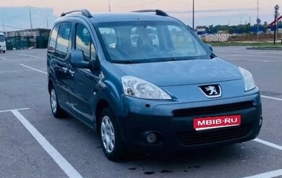 Peugeot Partner II рестайлинг 2, 2010 год, 450 000 рублей, 1 фотография