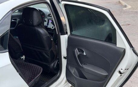 Volkswagen Polo VI (EU Market), 2015 год, 520 000 рублей, 2 фотография