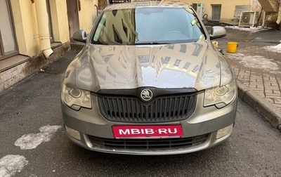 Skoda Superb III рестайлинг, 2011 год, 650 000 рублей, 1 фотография