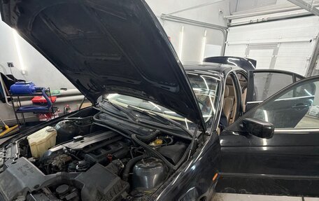 BMW 3 серия, 2000 год, 300 000 рублей, 2 фотография