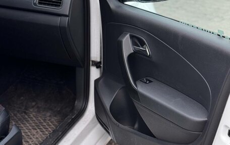 Volkswagen Polo VI (EU Market), 2015 год, 520 000 рублей, 8 фотография