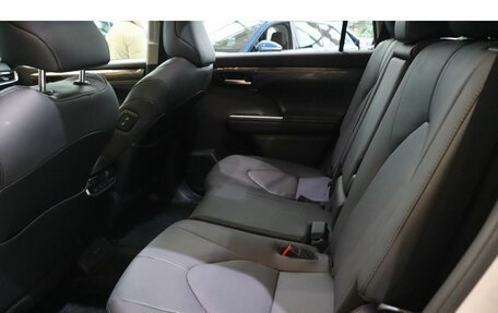 Toyota Highlander, 2026 год, 6 180 000 рублей, 12 фотография