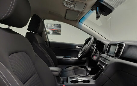 KIA Sportage IV рестайлинг, 2018 год, 1 915 000 рублей, 11 фотография