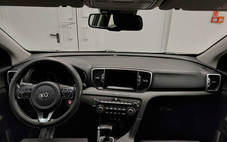 KIA Sportage IV рестайлинг, 2018 год, 1 915 000 рублей, 14 фотография