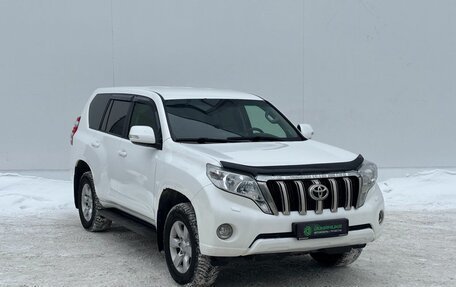 Toyota Land Cruiser Prado 150 рестайлинг 2, 2014 год, 2 750 000 рублей, 3 фотография