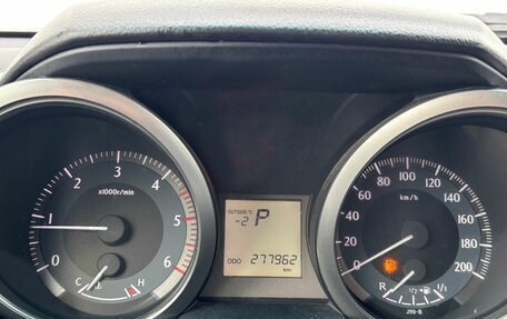 Toyota Land Cruiser Prado 150 рестайлинг 2, 2014 год, 2 750 000 рублей, 9 фотография