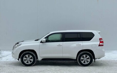 Toyota Land Cruiser Prado 150 рестайлинг 2, 2014 год, 2 750 000 рублей, 8 фотография