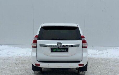 Toyota Land Cruiser Prado 150 рестайлинг 2, 2014 год, 2 750 000 рублей, 6 фотография