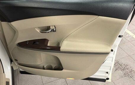 Toyota Venza I, 2013 год, 1 920 000 рублей, 20 фотография