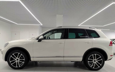 Volkswagen Touareg III, 2010 год, 1 679 000 рублей, 8 фотография