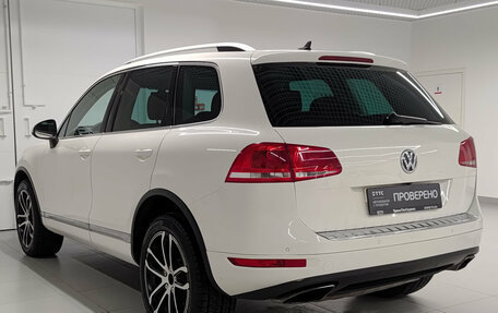 Volkswagen Touareg III, 2010 год, 1 679 000 рублей, 7 фотография