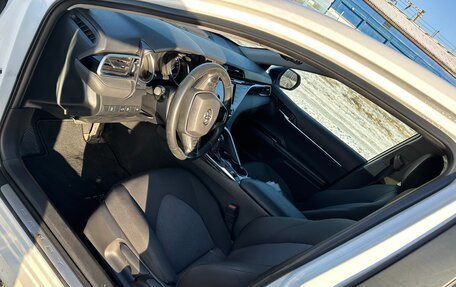 Toyota Camry, 2018 год, 2 310 000 рублей, 9 фотография