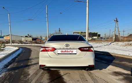 Toyota Camry, 2018 год, 2 310 000 рублей, 7 фотография