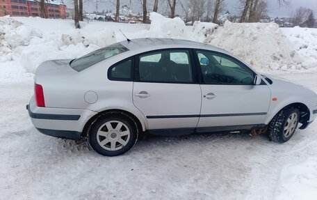 Volkswagen Passat B5+ рестайлинг, 1998 год, 250 000 рублей, 2 фотография
