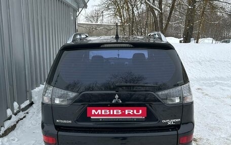 Mitsubishi Outlander III рестайлинг 3, 2008 год, 1 045 000 рублей, 8 фотография
