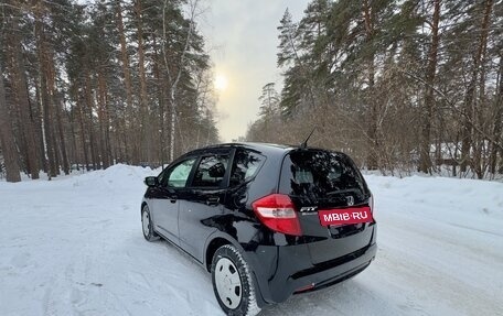 Honda Fit III, 2012 год, 750 000 рублей, 12 фотография