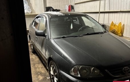 Toyota Avensis III рестайлинг, 2001 год, 250 000 рублей, 6 фотография