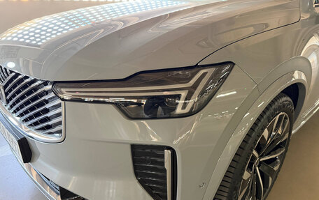 Volvo XC90 II рестайлинг, 2025 год, 10 400 000 рублей, 4 фотография