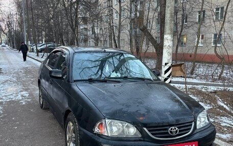 Toyota Avensis III рестайлинг, 2001 год, 250 000 рублей, 12 фотография