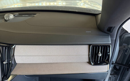 Volvo XC90 II рестайлинг, 2025 год, 10 400 000 рублей, 17 фотография