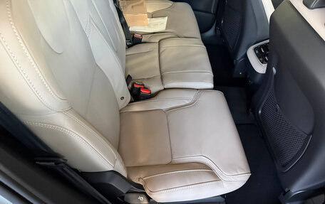 Volvo XC90 II рестайлинг, 2025 год, 10 400 000 рублей, 28 фотография