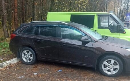 Chevrolet Cruze II, 2014 год, 800 000 рублей, 4 фотография