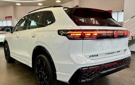 Volkswagen Tiguan, 2025 год, 4 600 000 рублей, 13 фотография